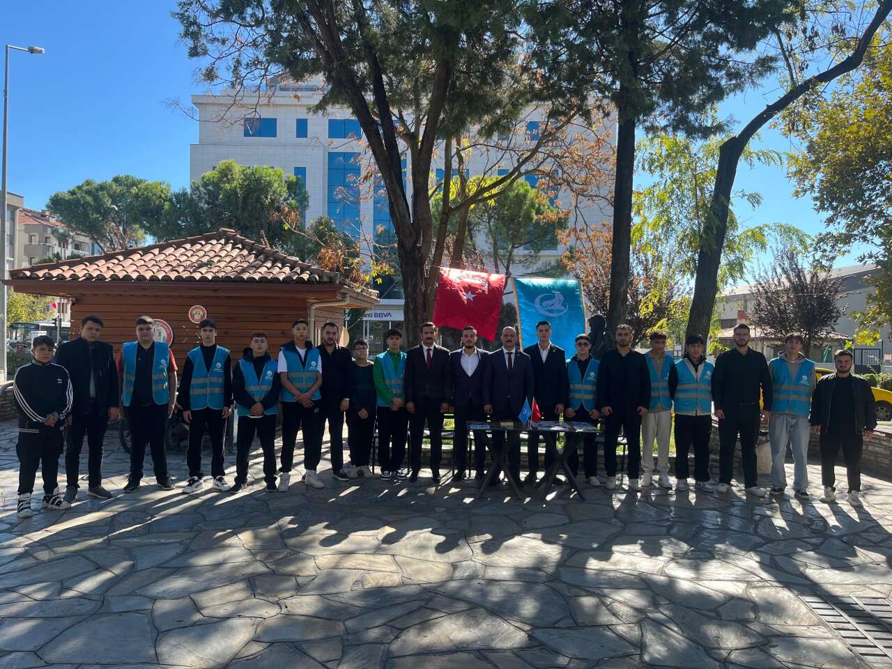 Muğla Ülkü Ocakları’ndan Çifte Eğitim Hamlesi: ODAK 2023 ve UOUZEM Tanıtıldı 1